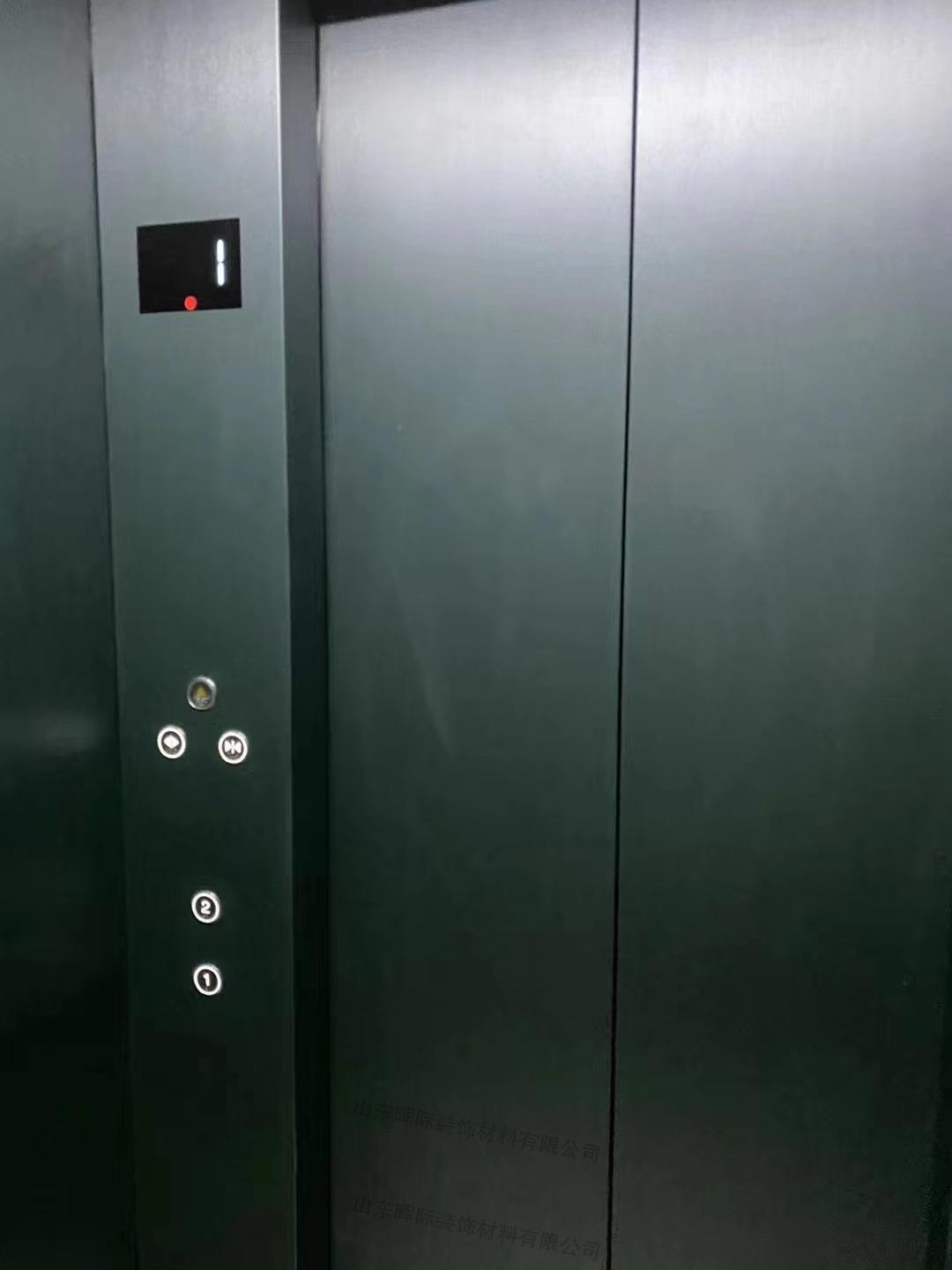 銀座精宿酒店電梯施工3M金屬膜
